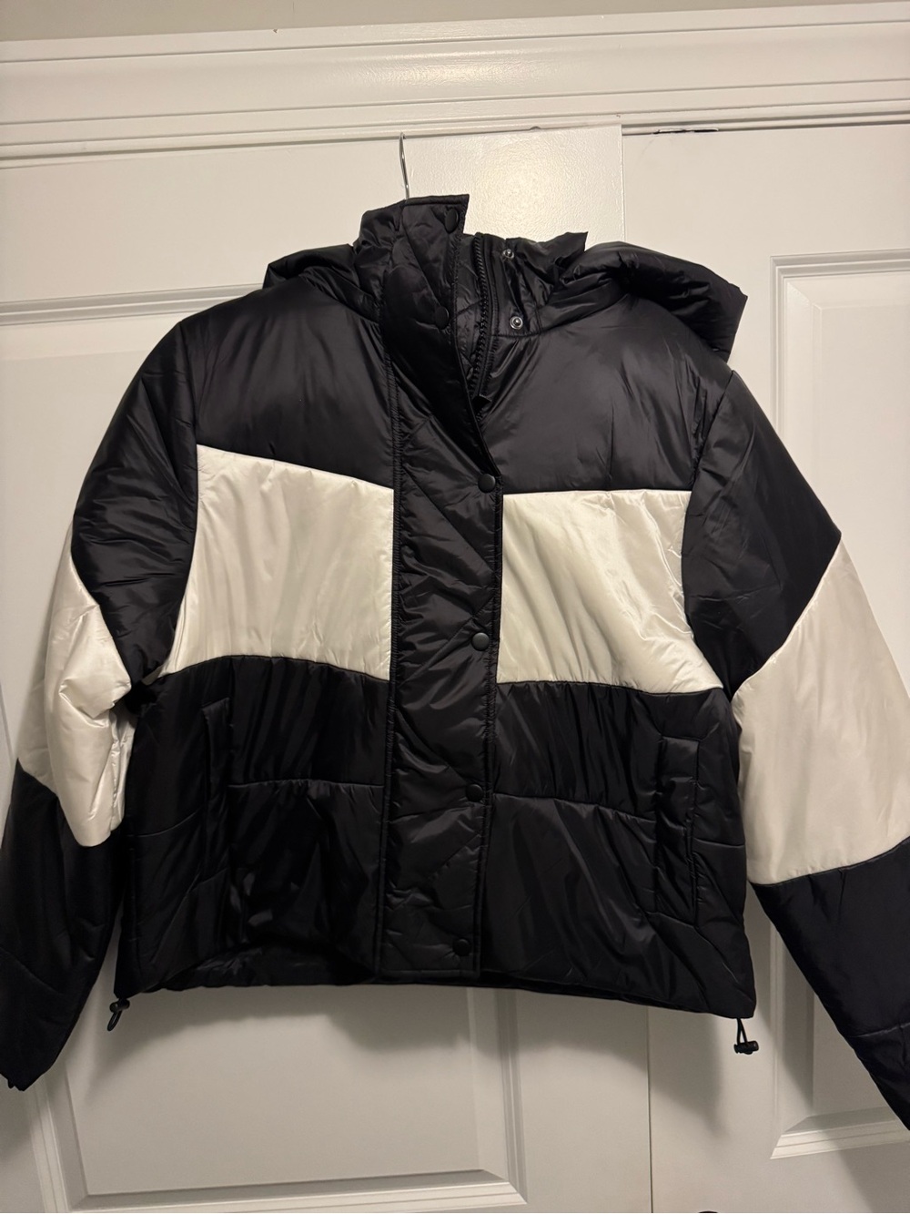 NWT! Spiritual Gangster Black and White Colorblock Puffer Jacket